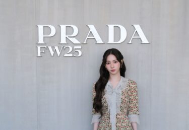 PRADAを着たKARINA!　「眩しいオーラと比類なき美貌」