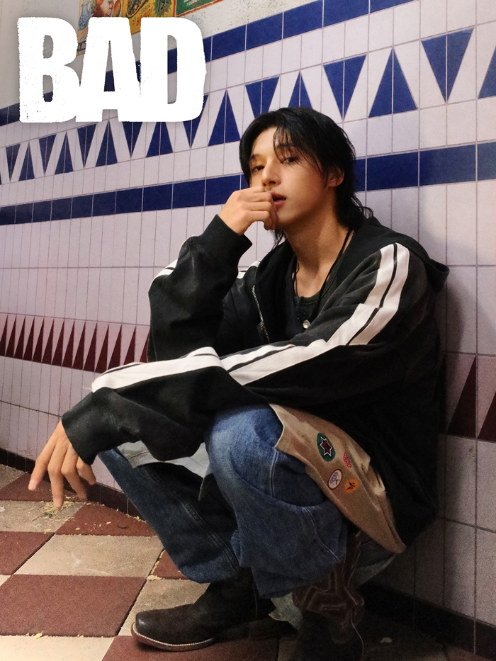 ATEEZ ウヨン キャラクターポスター