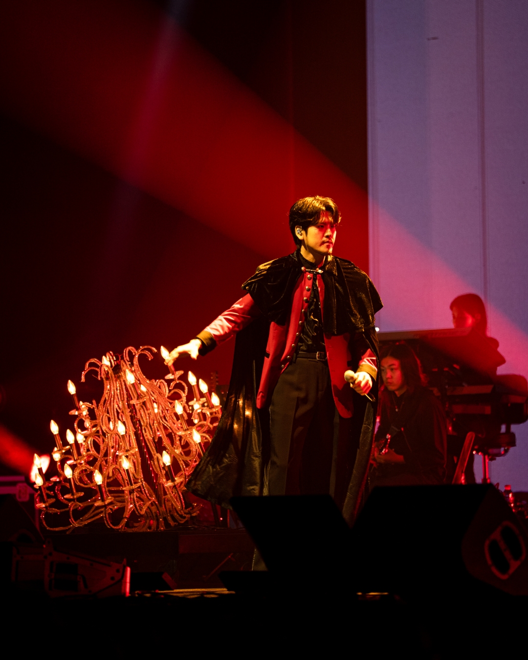 LA POEM 第2週公演に向けたメンバーの写真