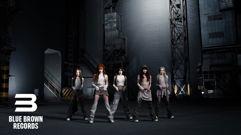 HEART OF WOMAN　音楽中心「Lost in Proof」　ネコ耳とツノのキッチュな着こなしでエンディング妖精も解禁
