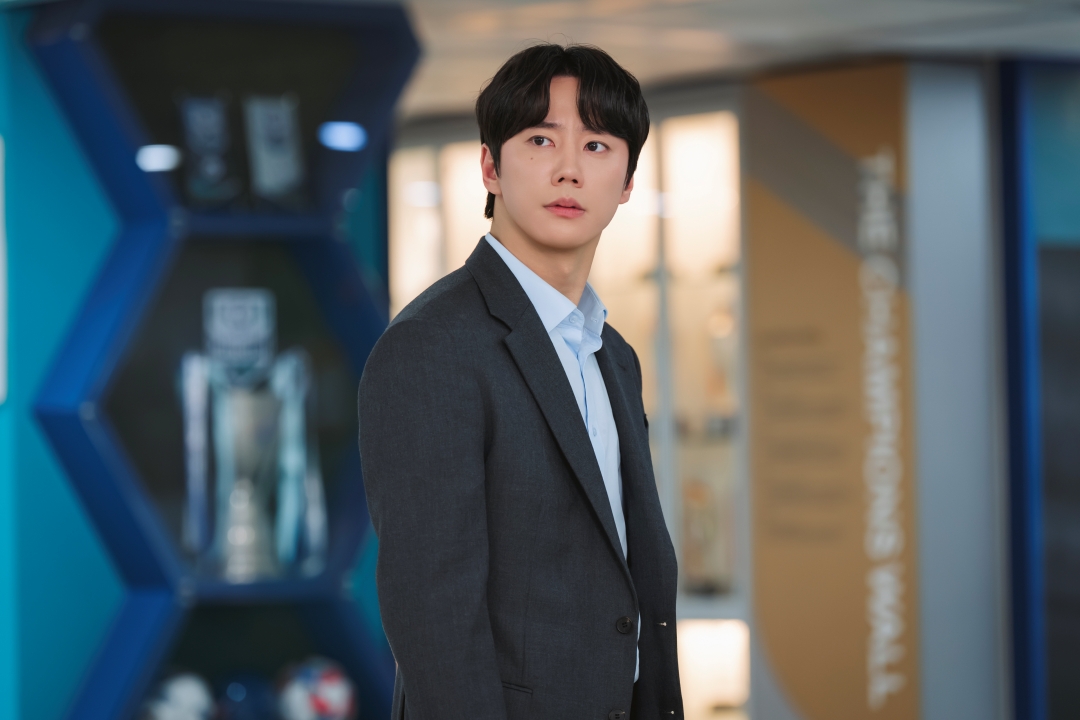 イ・ジュニョン JTBC「新入社員カン会長」場面写真5