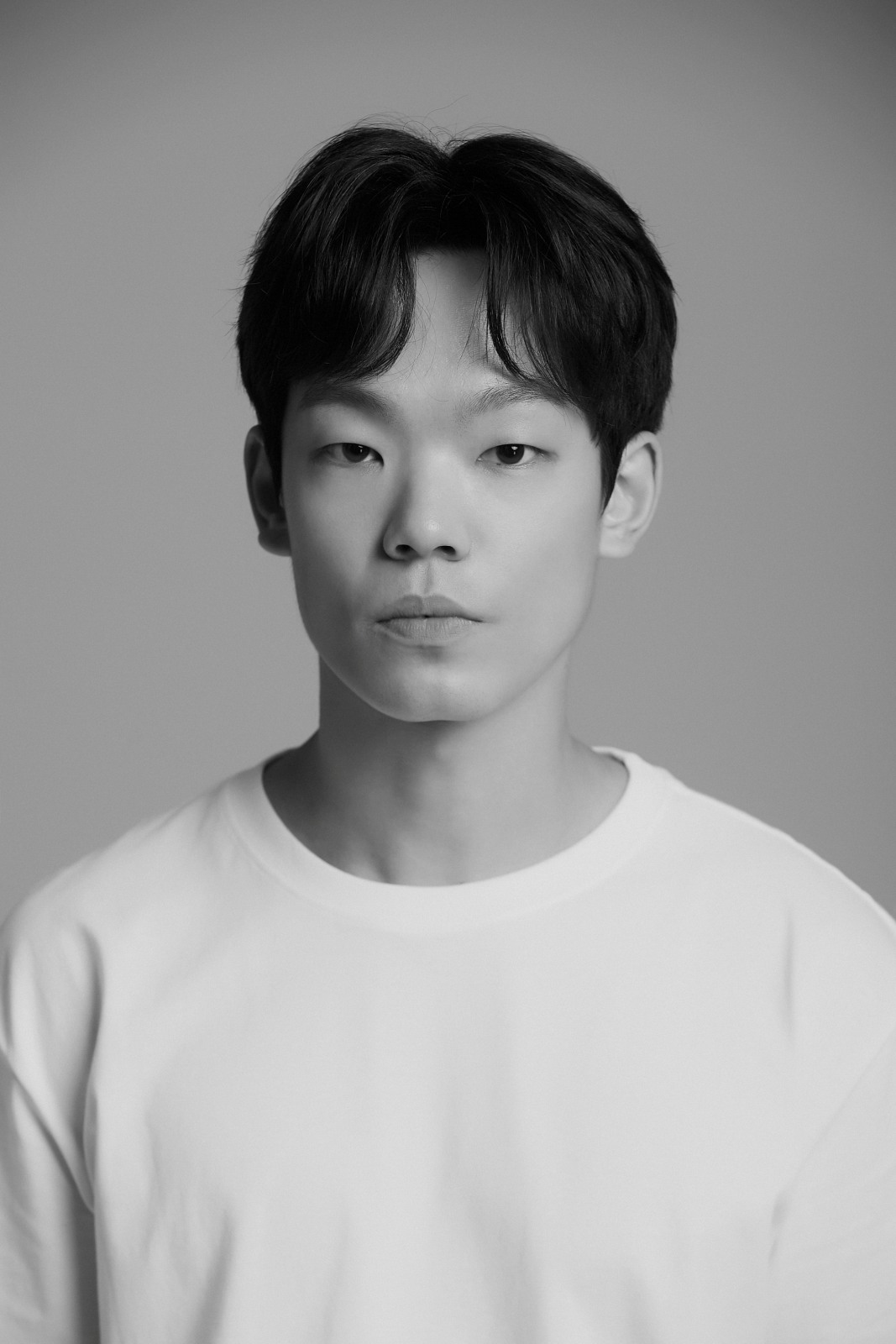 新事務所イプルエンティと専属契約を結んだ俳優イ・ジョンヒョン