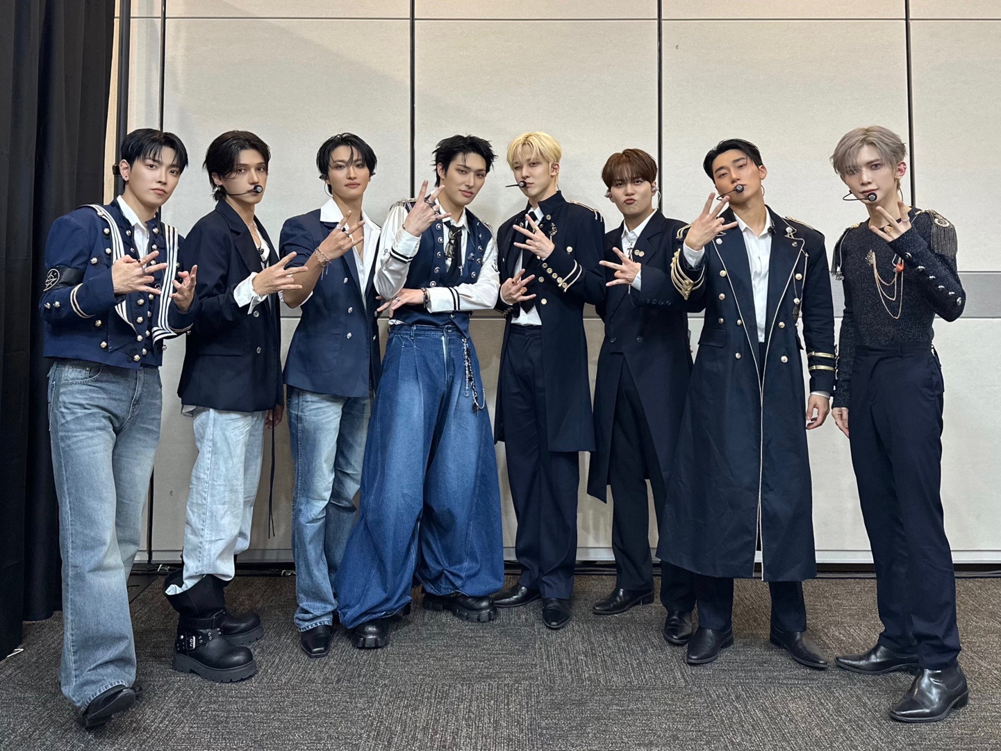 ATEEZ ポップアップストア「ANITEEZ IN Deja Vu」