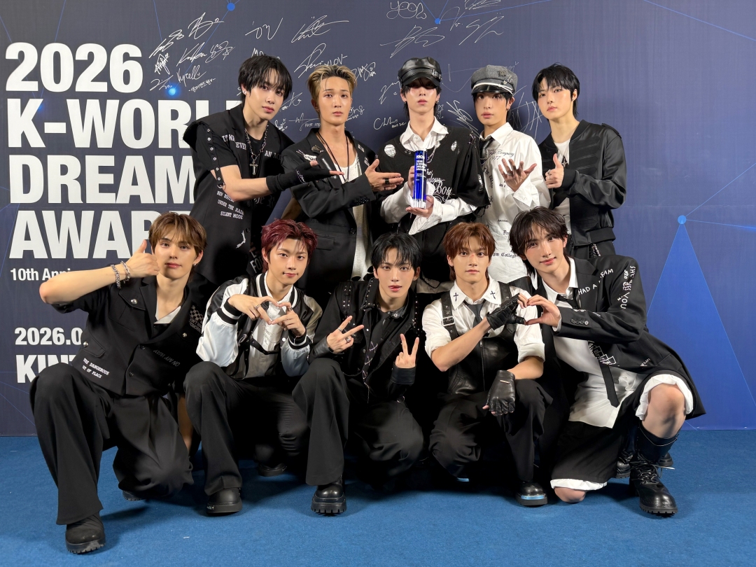 「2026 K WORLD DREAM AWARDS」で「OKay」を披露したxikers