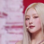KISS OF LIFE　M COUNTDOWN　〝SWEAT〟初披露　セットのない舞台を4人で埋める