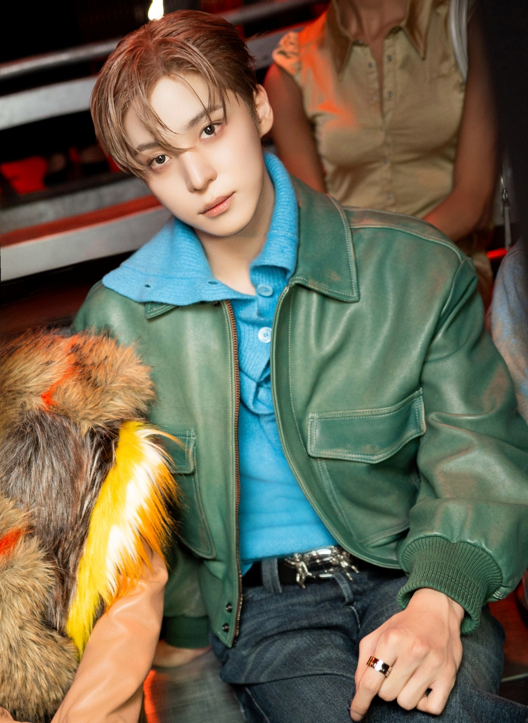 ATEEZ ユンホ ディーゼルSS27ファッションショーでのオフショット1
