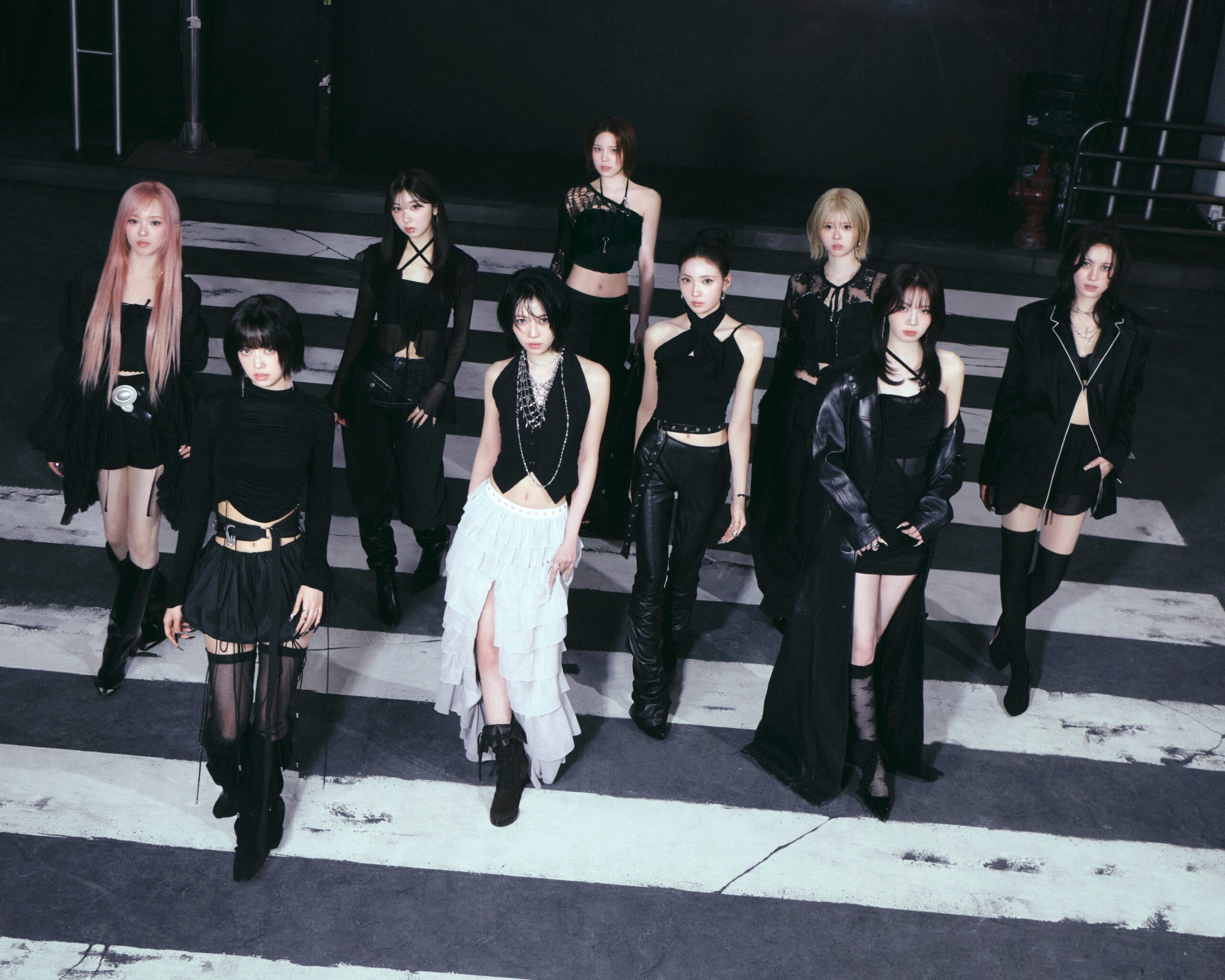 NiziU「GOOD GIRL BUT NOT FOR YOU」のコンセプトフォト