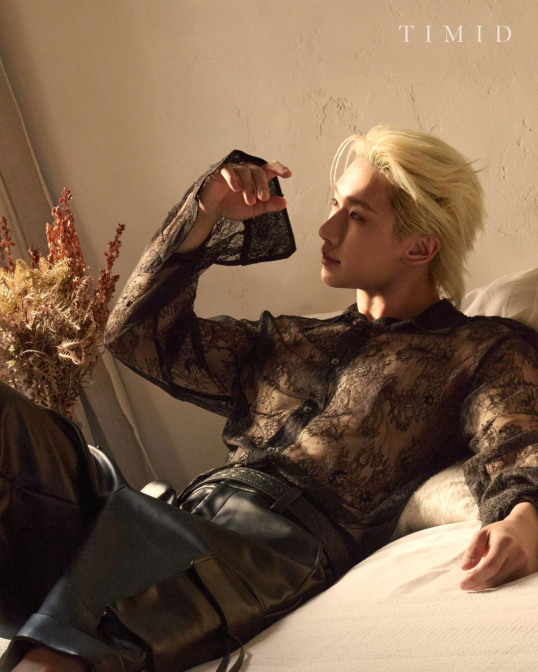 「Timid Magazine」で撮影されたWONHO