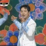 パク・グン　MBC ON「トロットチャンピオン」で新曲を披露　白いスーツで観客を沸かせる
