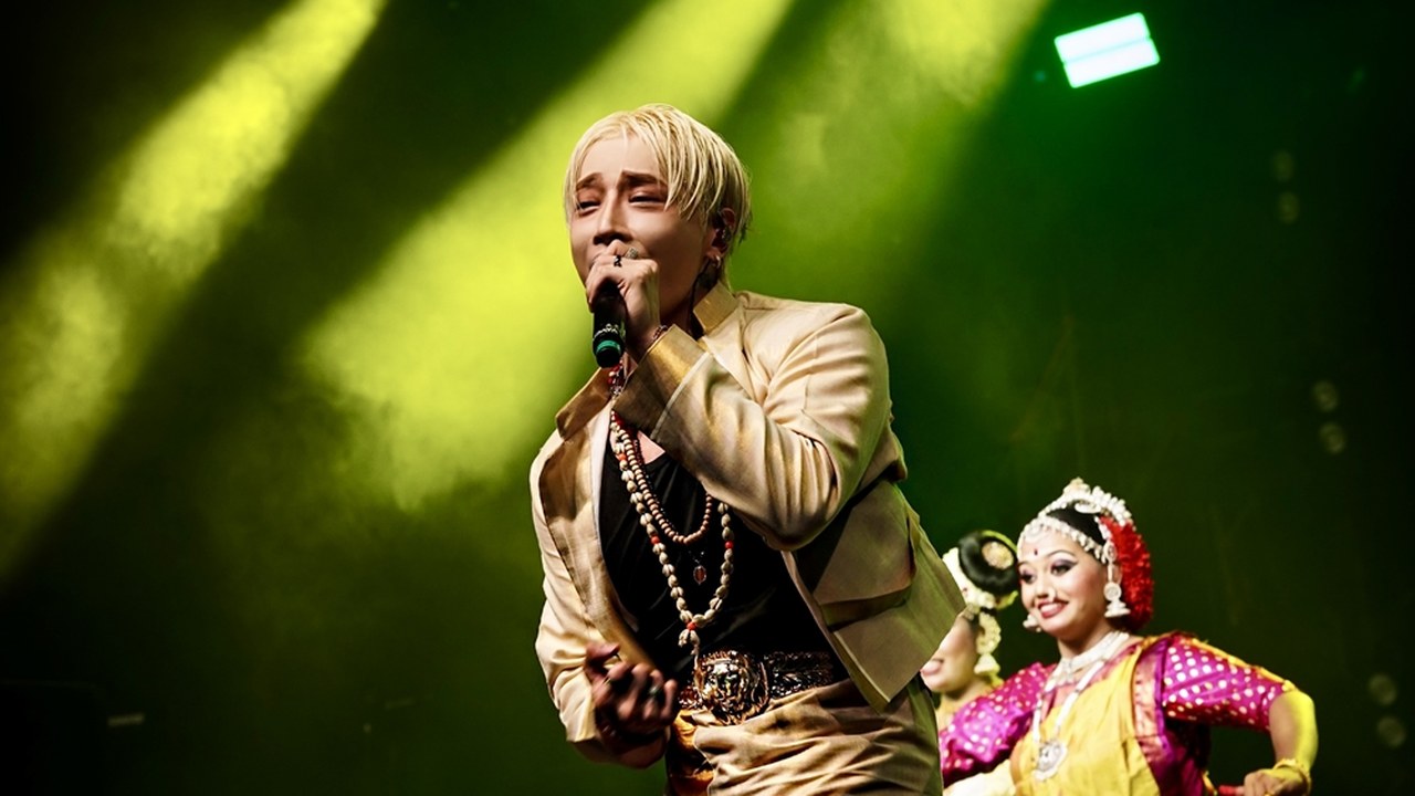 AOORA　インドの大型音楽フェスでフィナーレ飾る　約6000人が歓声