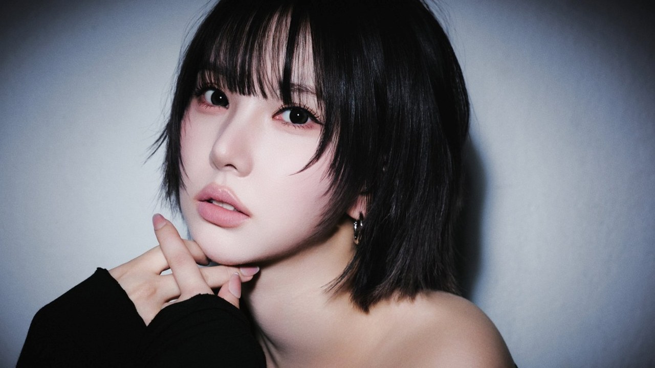 ウナ　シンビ　オムジ　公式SNSを開設　初の個人プロフィール写真を公開